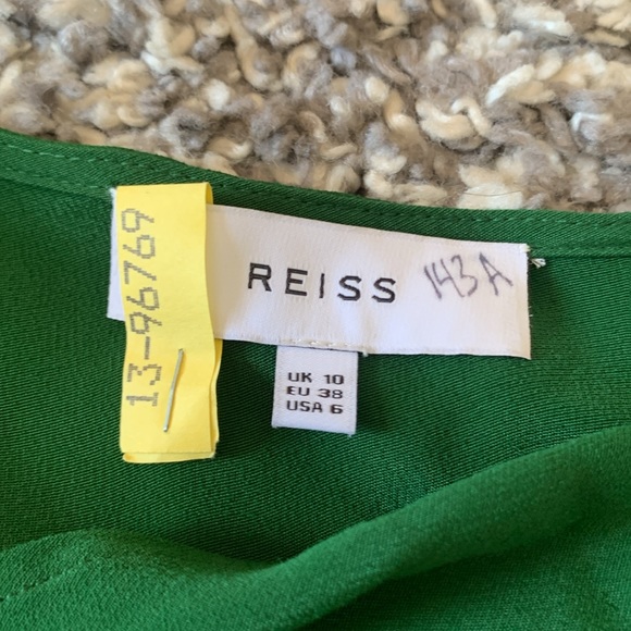 Selling green dress, usa 6 - Picture 2 of 2